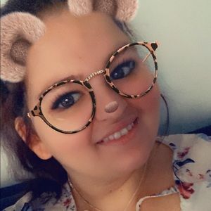 Meet your Posher, Amber